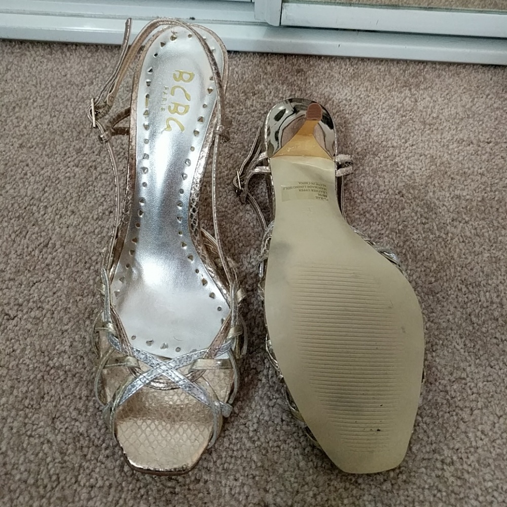 BCBG three tone heels